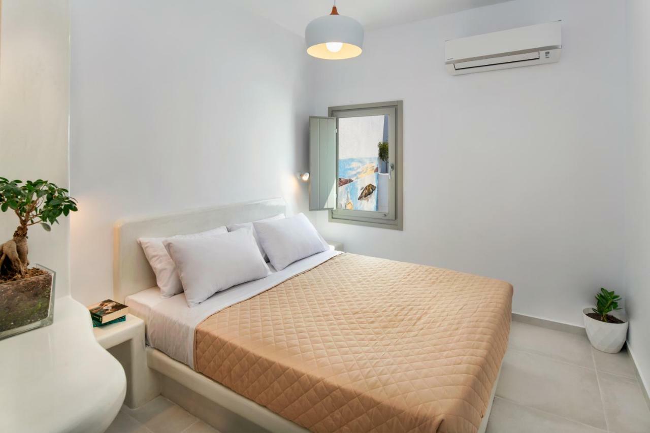 Olive Tree Suites Fira  Eksteriør billede