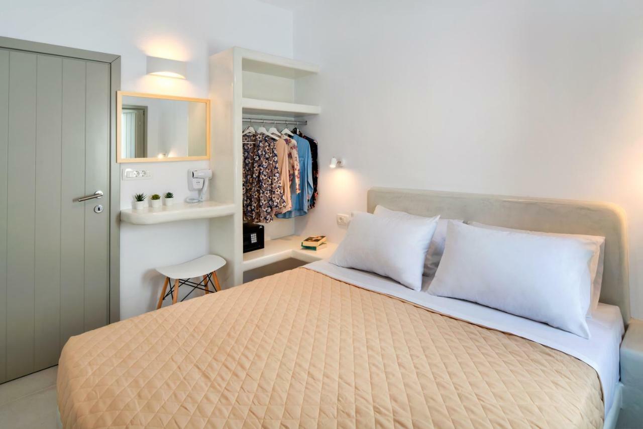 Olive Tree Suites Fira  Eksteriør billede