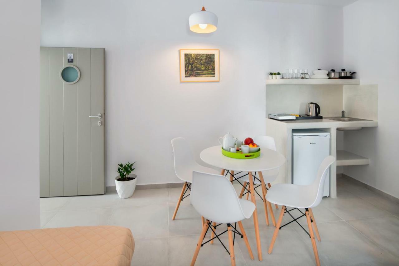 Olive Tree Suites Fira  Eksteriør billede