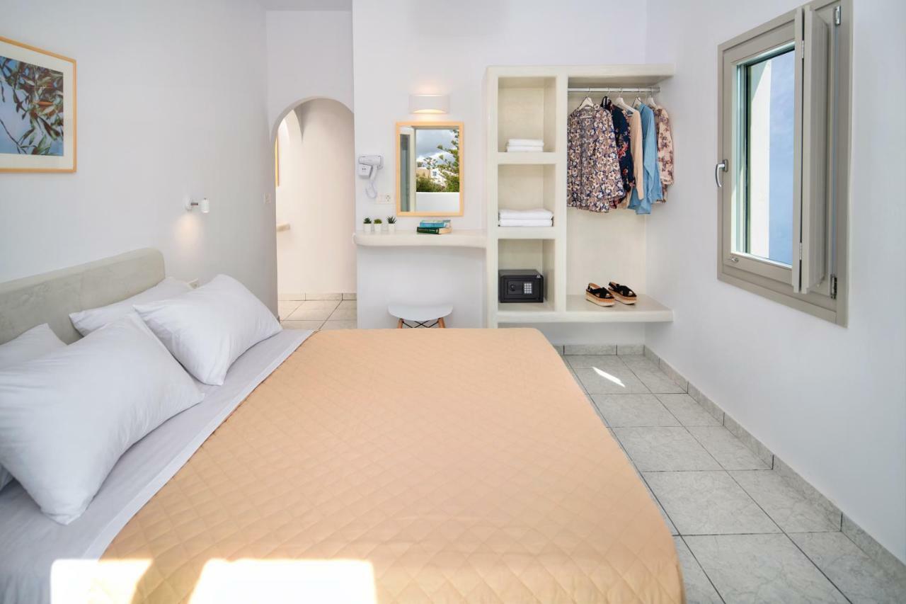 Olive Tree Suites Fira  Eksteriør billede